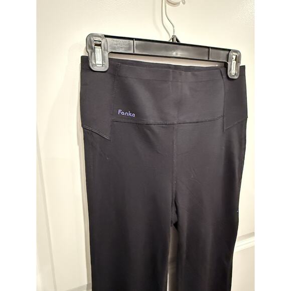 Fanka Flare Black Leggings Womens Sz L Lift and Curve Sculpting Athleticwear Gym - Picture 10 of 11